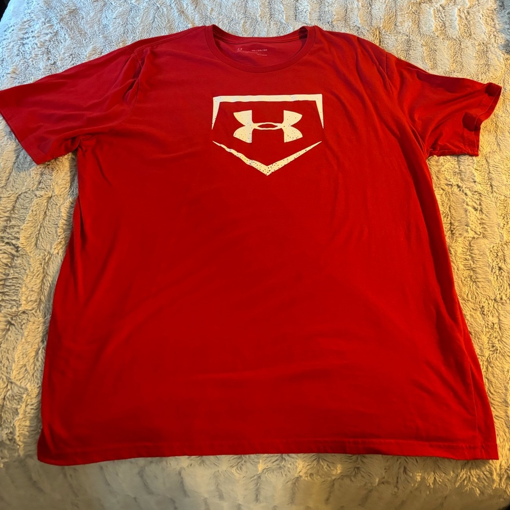 Under Armour t-shirt